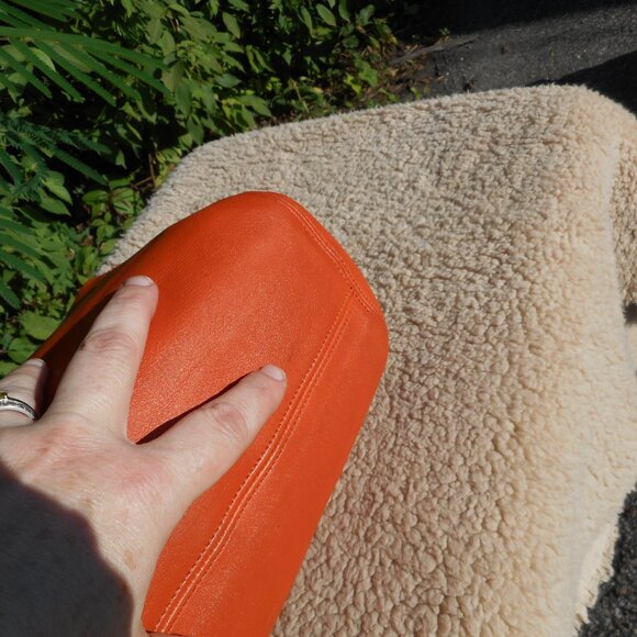 SOLD**Vintage Coach GUC SOHO Buckle Bag 4157, in Tangerine from 1997 - Picture 11 of 12